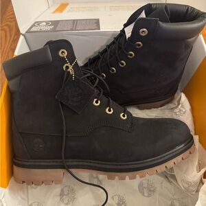 NEW Timberland Rockaway Men’s  Mid Lace Waterproof Black Nubuck Boot - Size 10.5